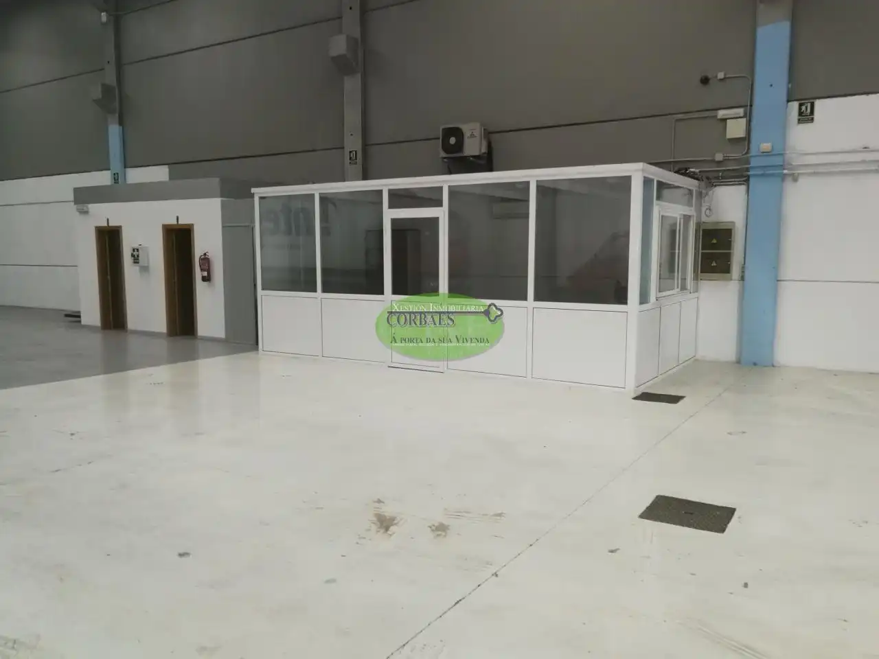 Industrial building for sale in San Cibrao das Viñas, imagen 2
