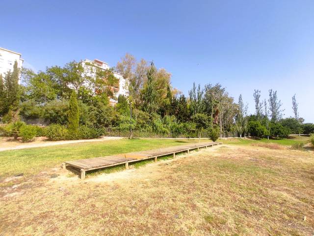 Piso en Venta en Calle de Tamayo y Baus en El Tejar - Hacienda Bizcochero