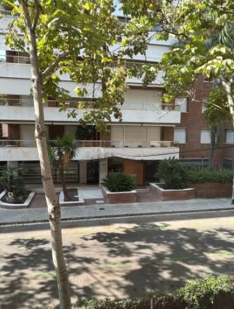 Vista exterior de Pis de lloguer en  Barcelona Capital amb Aire condicionat, Calefacció i Parquet