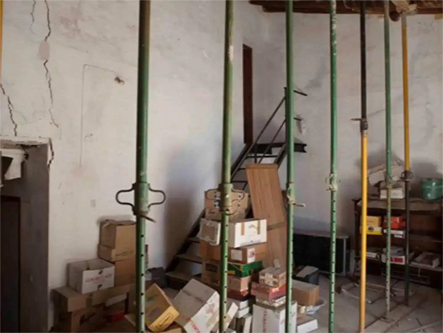 Piso en venta en Carmona con Balcón