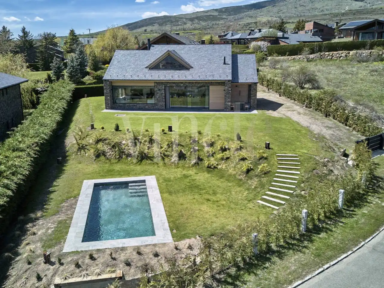 Garden of Houses for sale in Guils de Cerdanya  with Heating, Private garden and Parquet flooring