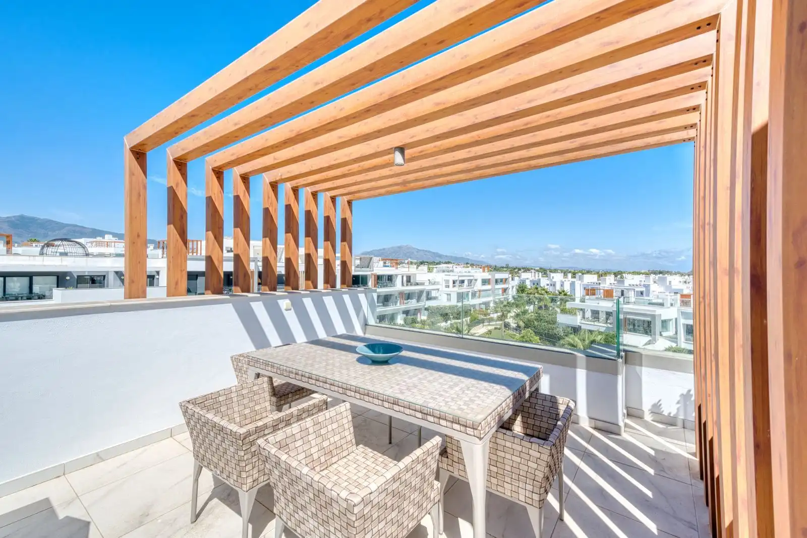 Terraza de Ático de alquiler en Estepona con Aire acondicionado, Terraza y Amueblado