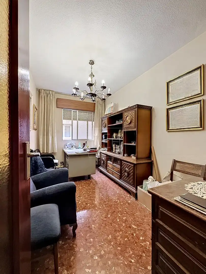Bedroom of Flat for sale in Granada  with Heating, Storage room and Balcony