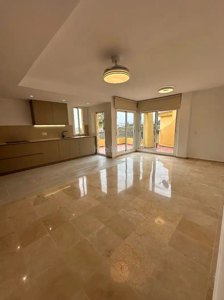 Piso con piscina en venta en Carretera de Mijas 18