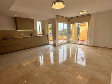 Piso con piscina en venta en Carretera de Mijas 18