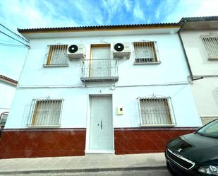 Exterior view of House or chalet for sale in Los Corrales  with Private garden and Terrace