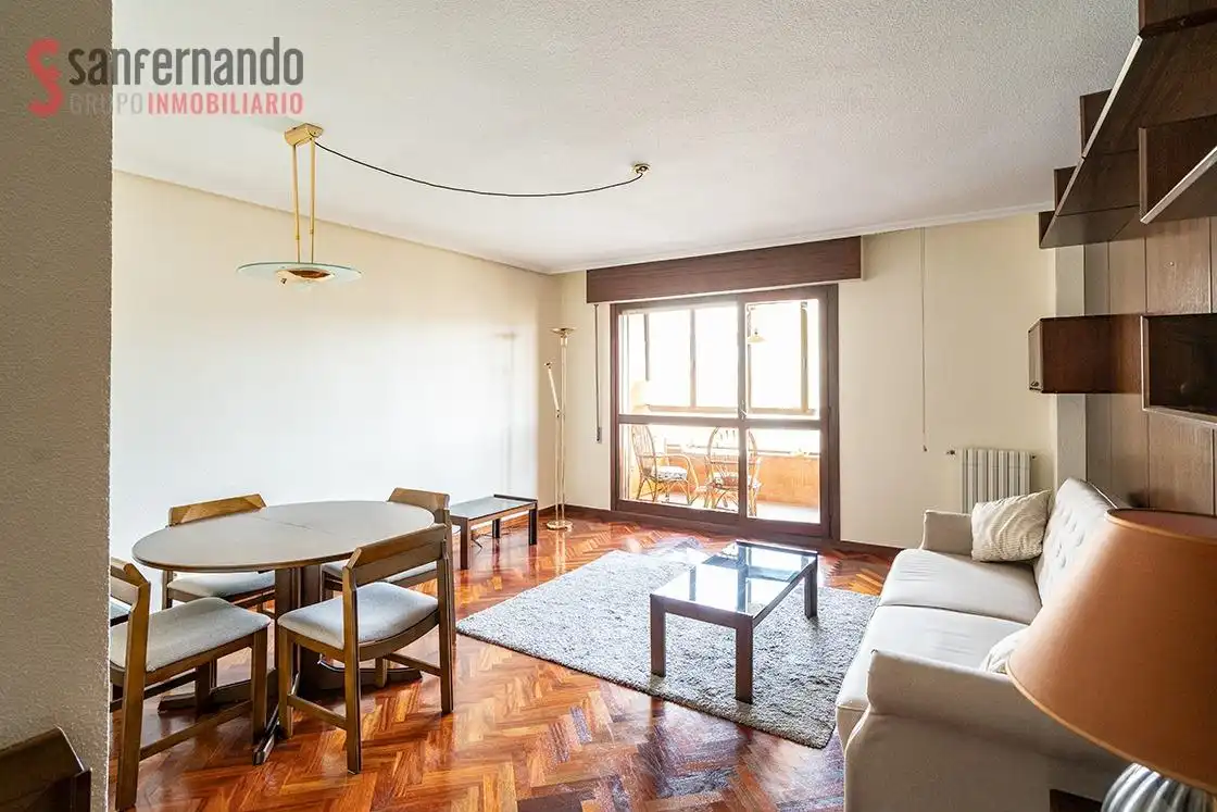 Wohnzimmer von Wohnung zum Verkauf in Santander mit Heizung, Parkett und Abstellraum