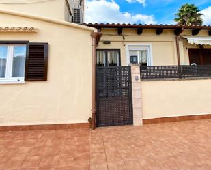 Vista exterior de Casa o xalet en venda en Calvià amb Aire condicionat, Parquet i Terrassa