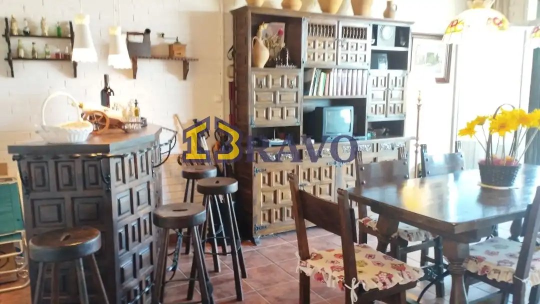 Piso en venta en Medina de Pomar con Calefacción, Jardín privado y Terraza