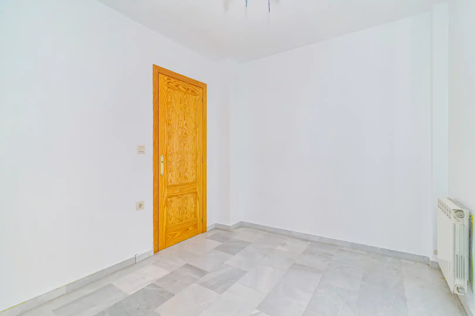 Piso en venta en Ogíjares con Calefacción, Terraza y Trastero