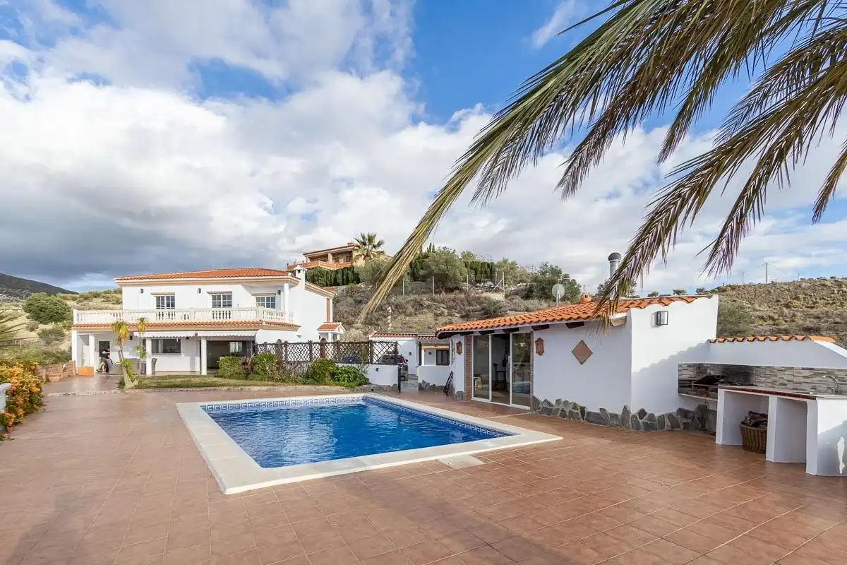 Vista exterior de Casa o chalet en venta en Jete con Aire acondicionado, Calefacción y Jardín privado