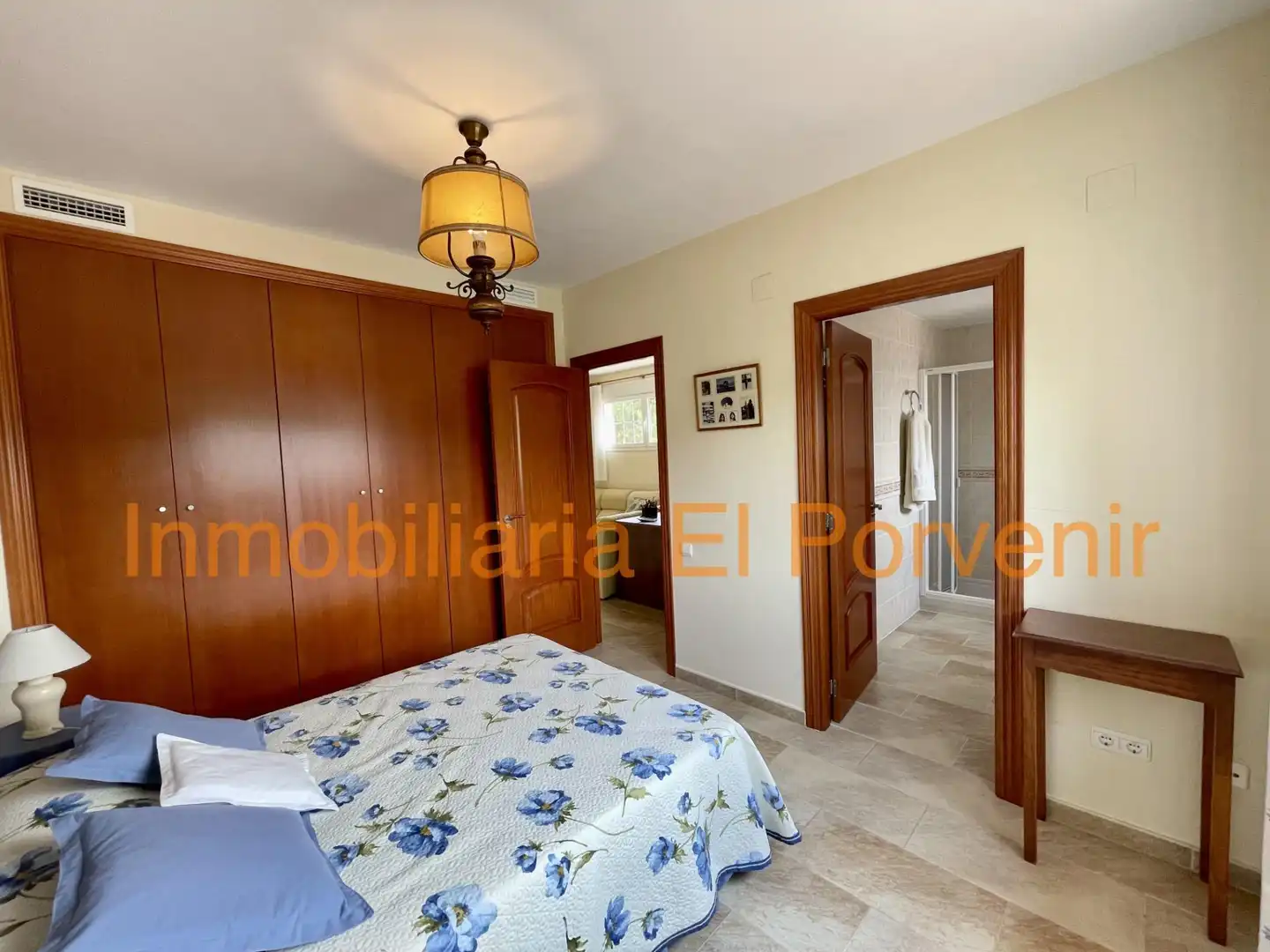 Habitación de Casa o chalet en venta en Torrent con Aire acondicionado, Jardín privado y Terraza