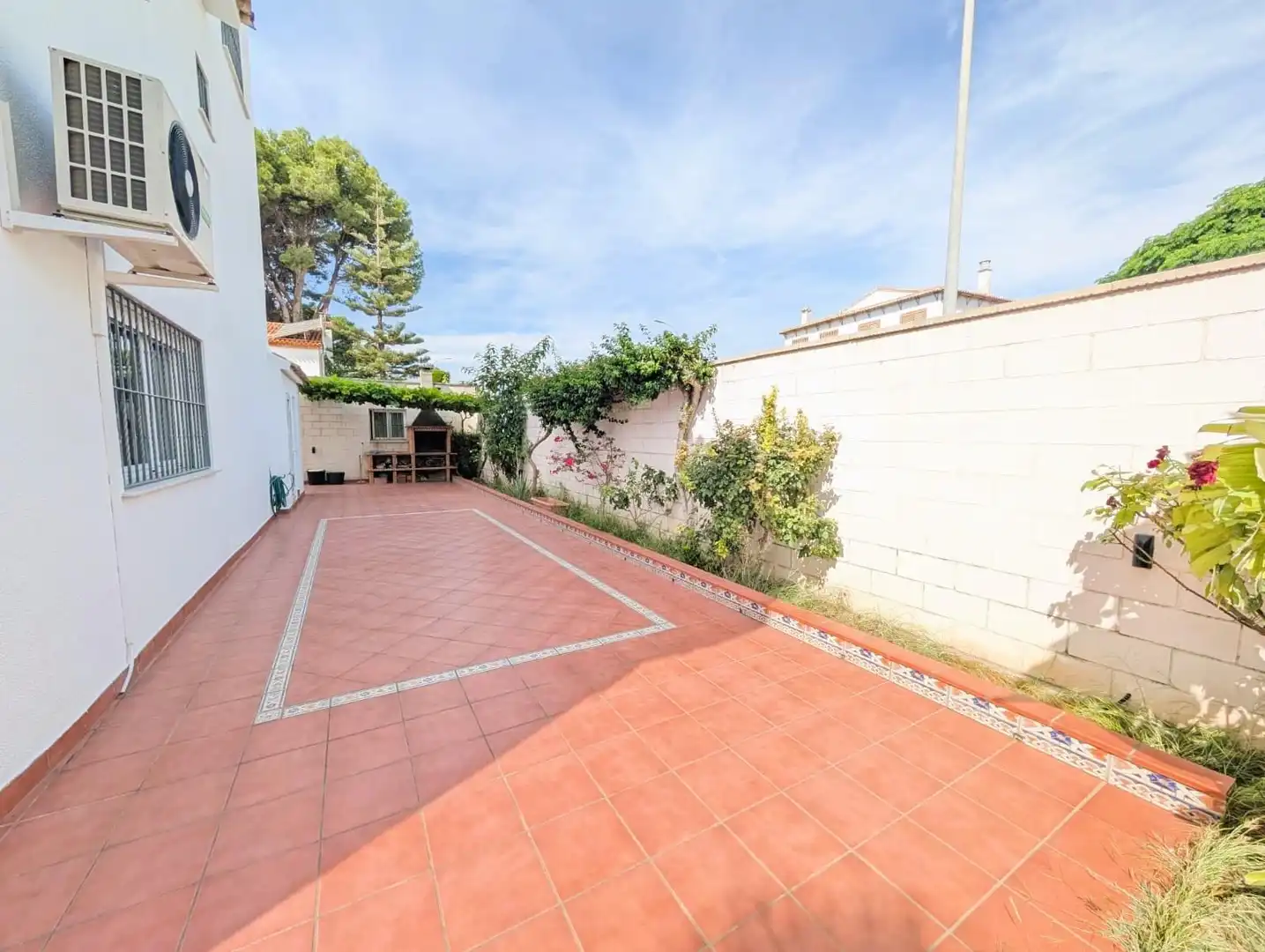 Terrasse von Haus oder Chalet zum Verkauf in Gandia mit Heizung, Privatgarten und Terrasse