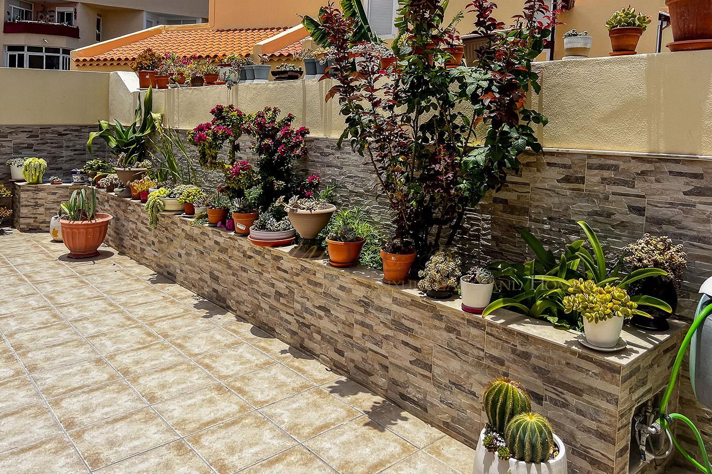 Terrassa de Casa adosada en venda en Adeje amb Terrassa i Piscina comunitària