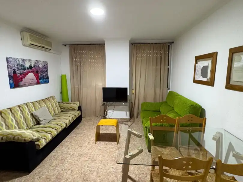 Wohnung zur Miete in Carrer Pintor José Mongrell, 7, L'Illa Perduda