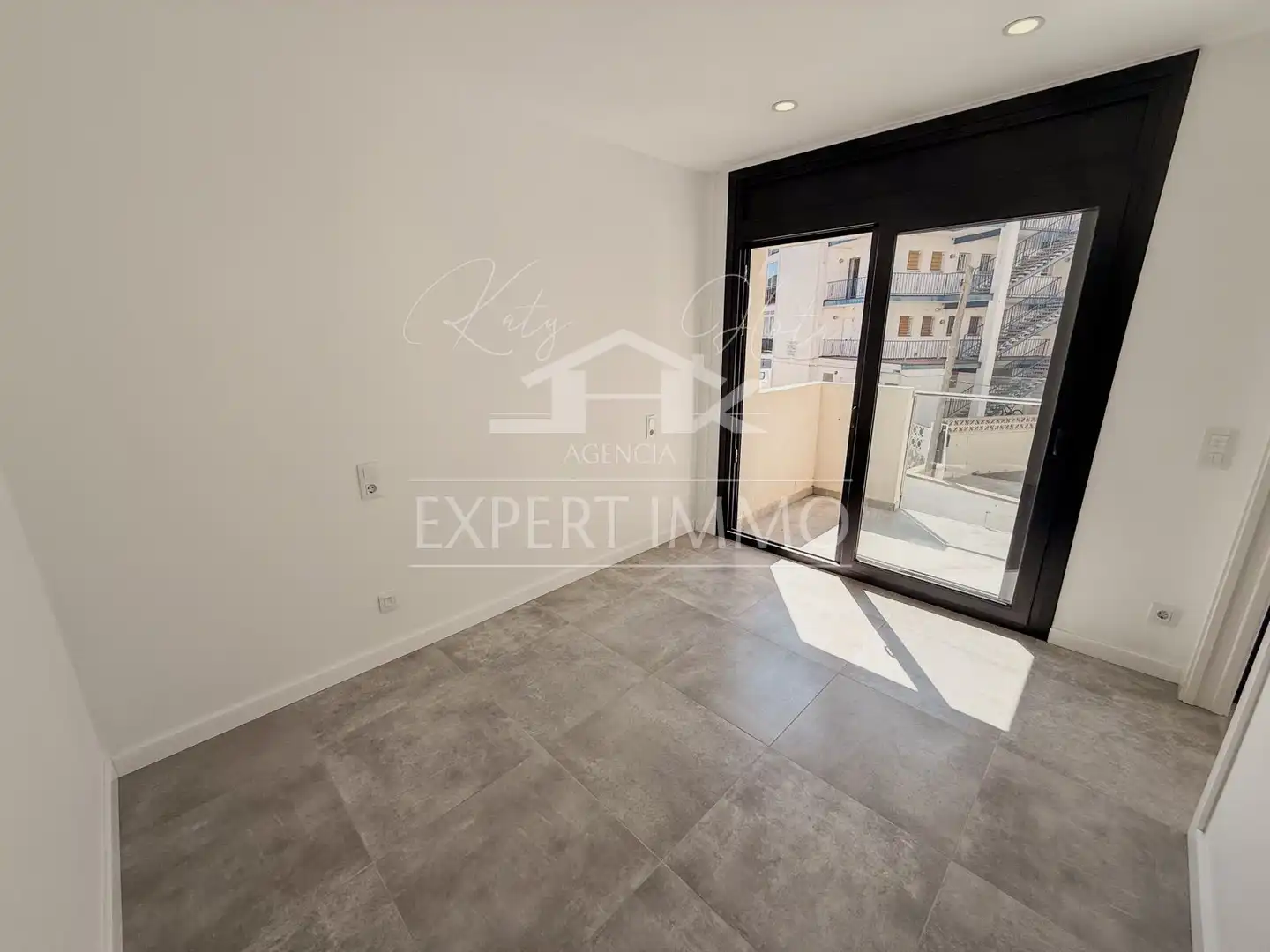 Balcony of Apartments for sale in Roses  with Air Conditioner, Heating and Terrace