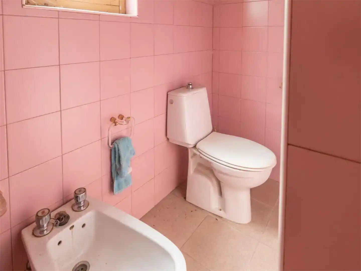 Baño de Piso en venta en Granada con Jardín privado y Piscina