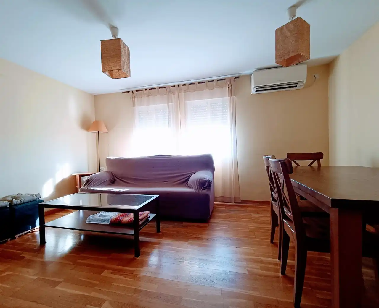 Sala de estar de Piso de alquiler en Madrid con Aire acondicionado, Calefacción y Amueblado
