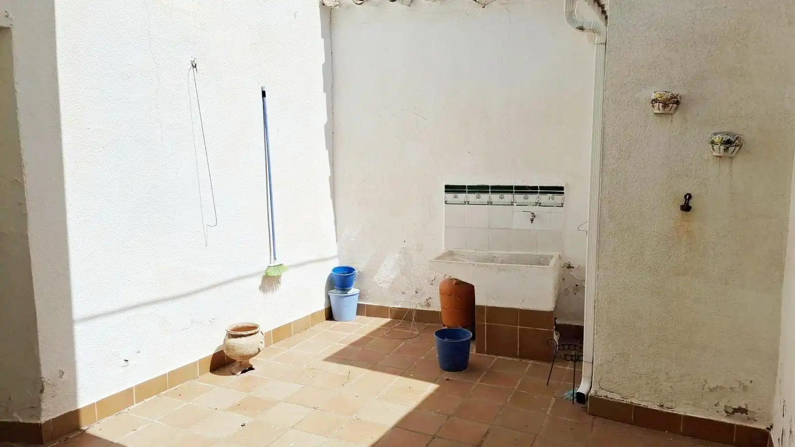 Casa o chalet en venta en Barrax con Calefacción, Terraza y Trastero