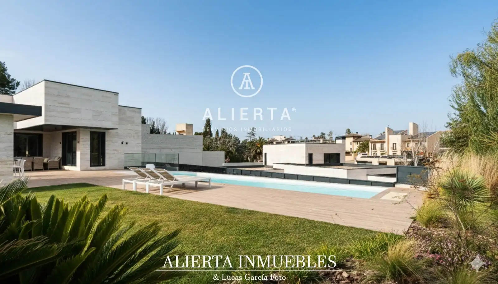 Vista exterior de Casa o chalet en venta en Zaragoza con Aire acondicionado, Calefacción y Trastero