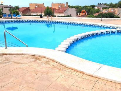 Piscina de Casa adosada en venda en La Nucia amb Aire condicionat i Terrassa