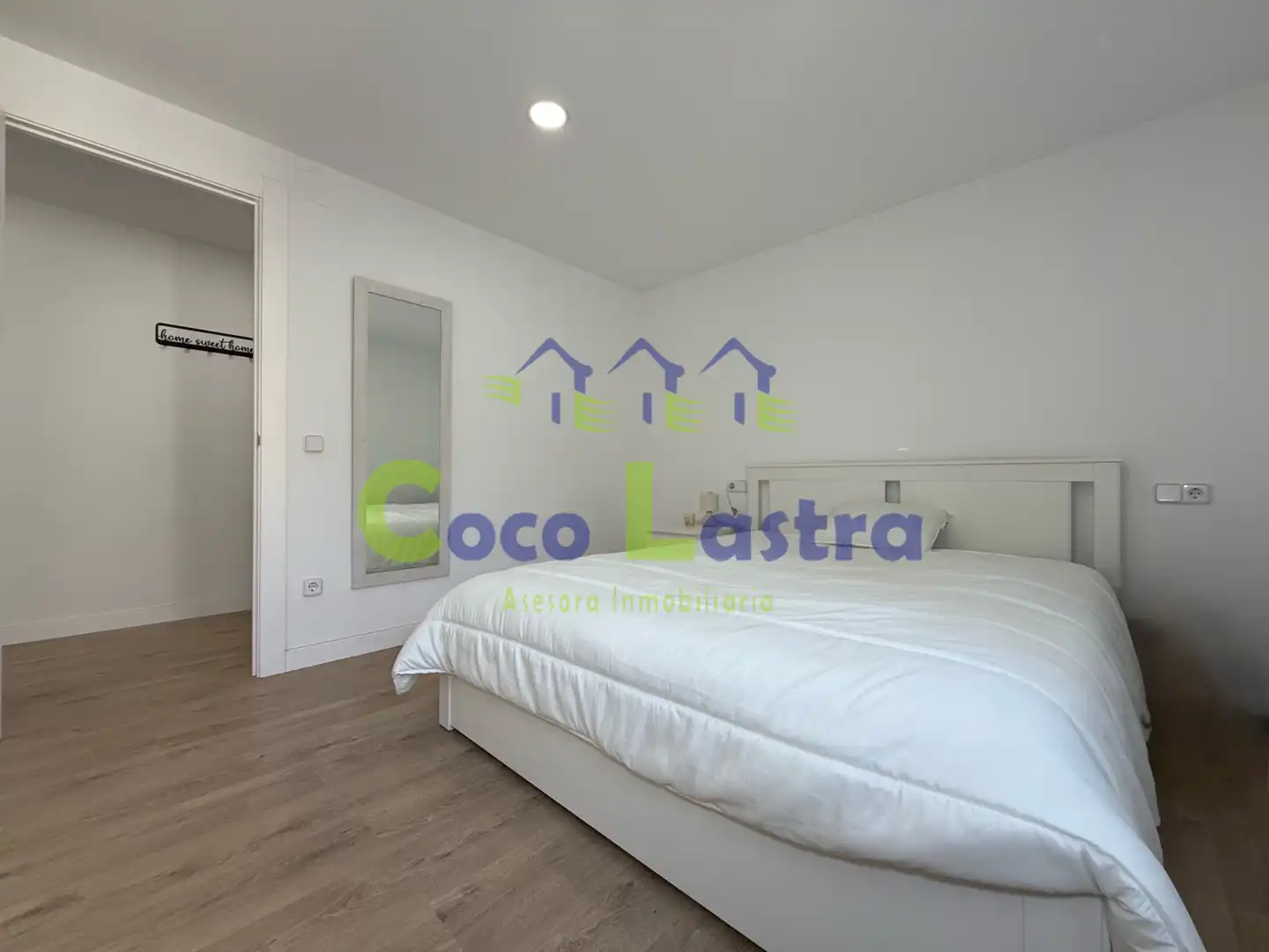 Dormitori de Àtic de lloguer en Salamanca amb Calefacció, Parquet i Terrassa