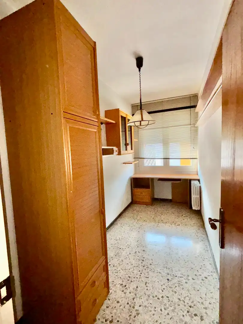 Bedroom of Detached homes for sale in Salt  with Heating, Balcony and Alarm