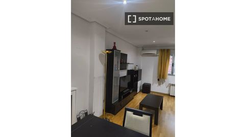 Foto 5 de Piso de alquiler en Pacífico, Madrid Capital