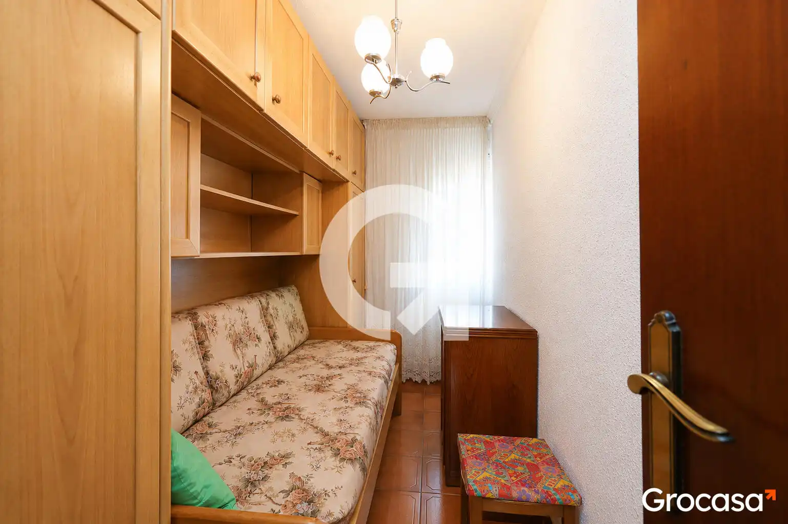 Bedroom of Flat for sale in L'Hospitalet de Llobregat  with Furnished, Oven and Washing machine