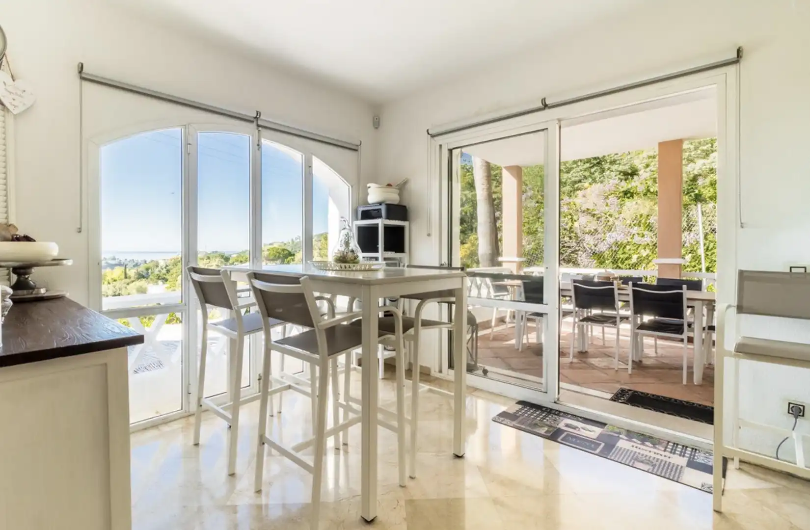 Villa mit Terrasse zum Verkauf in Altos de Estepona, imagen 5