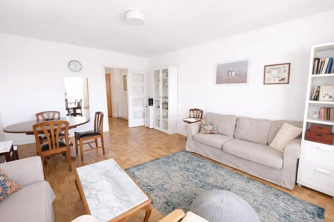 Piso en venta en Av. de Madrid, Veredillas