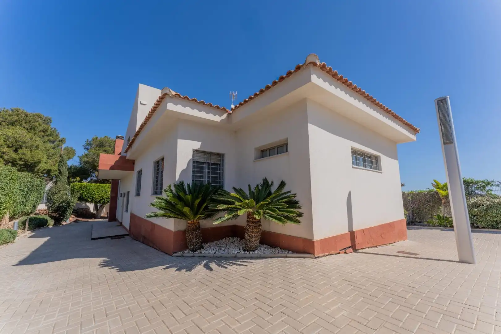 Vista exterior de Casa o chalet en venta en Elche / Elx con Aire acondicionado, Calefacción y Jardín privado