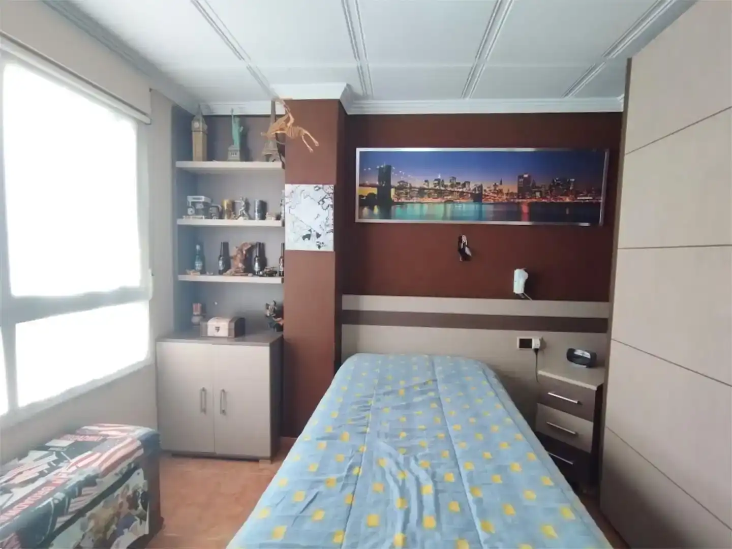 Bedroom of Flat for share in Elda  with Air Conditioner, Furnished and Balcony