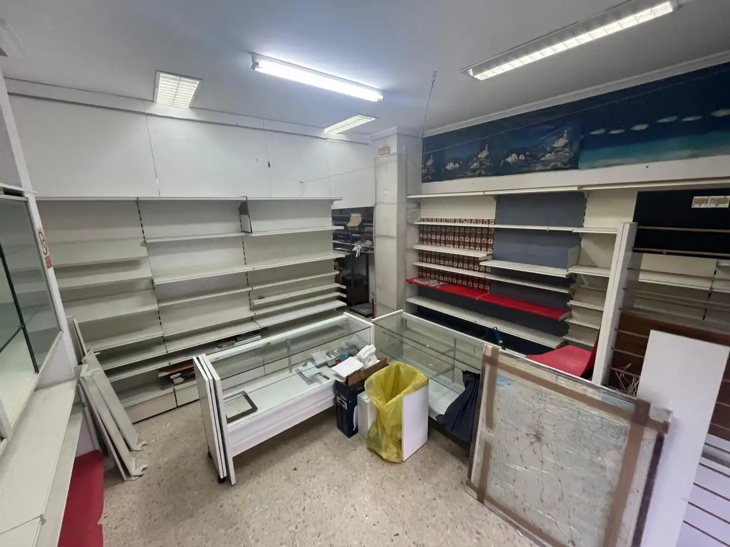 Local en venta en Sevilla con Aire acondicionado y Amueblado