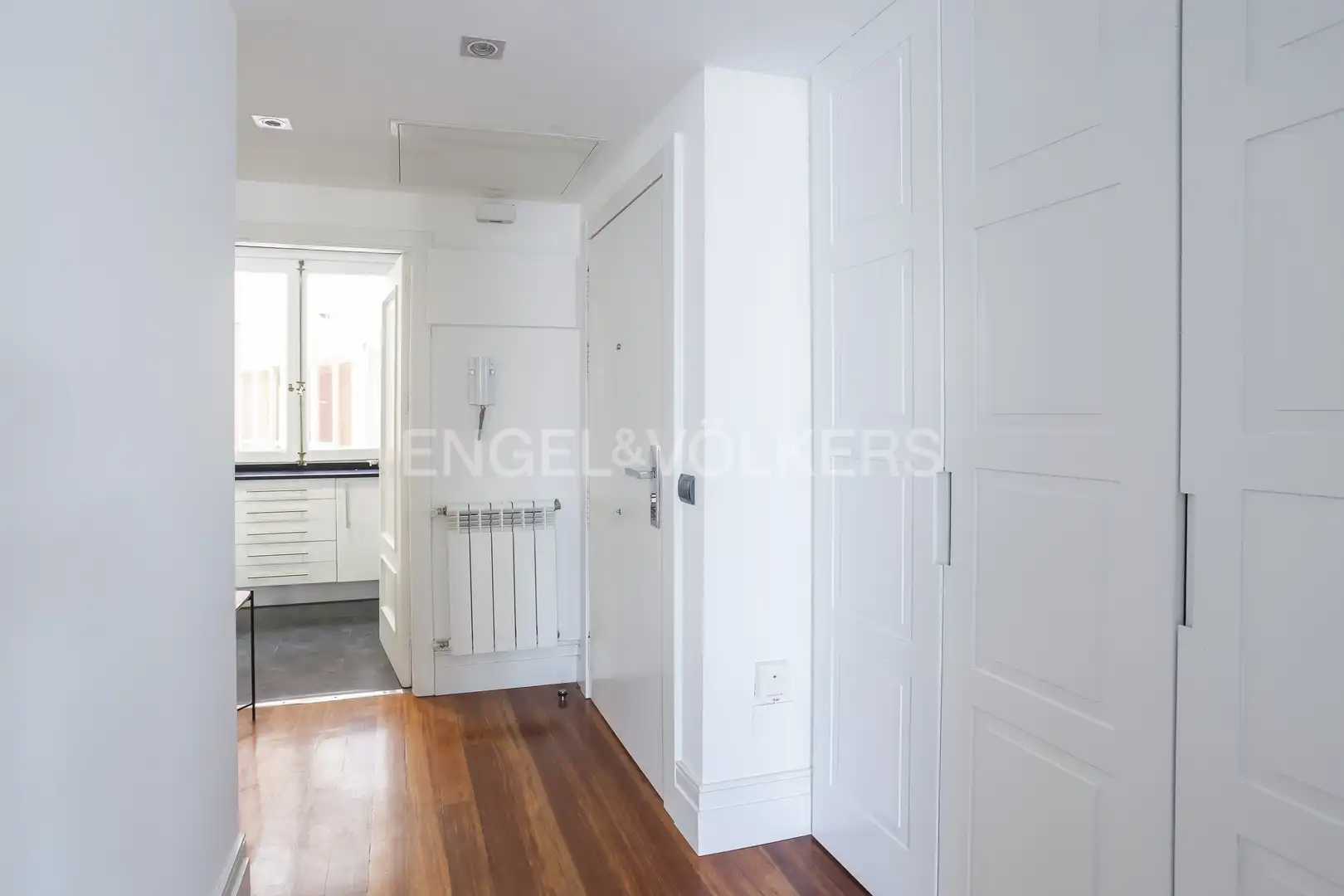 Flat for rent in Madrid  with Air Conditioner, Heating and Parquet flooring