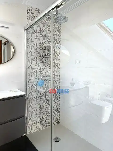 Baño de Casa o chalet en venta en Gijón  con Calefacción, Terraza y Trastero