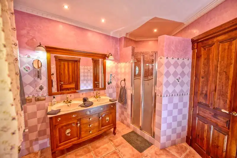 Baño de Casa o chalet en venta en Alhaurín El Grande con Aire acondicionado, Calefacción y Terraza