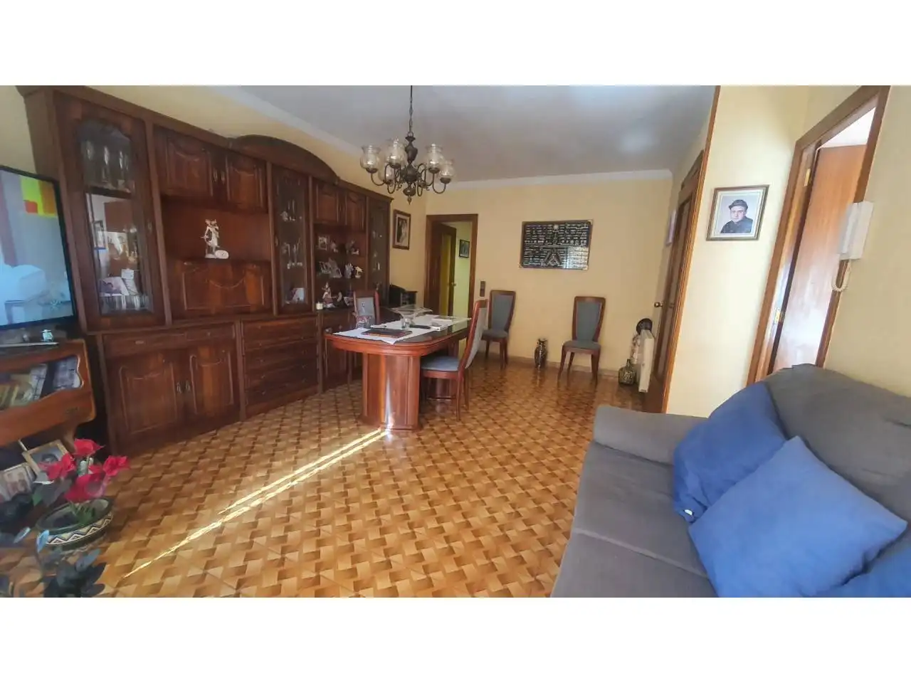 Sala de estar de Piso en venta en Vilanova i la Geltrú con Calefacción y Balcón