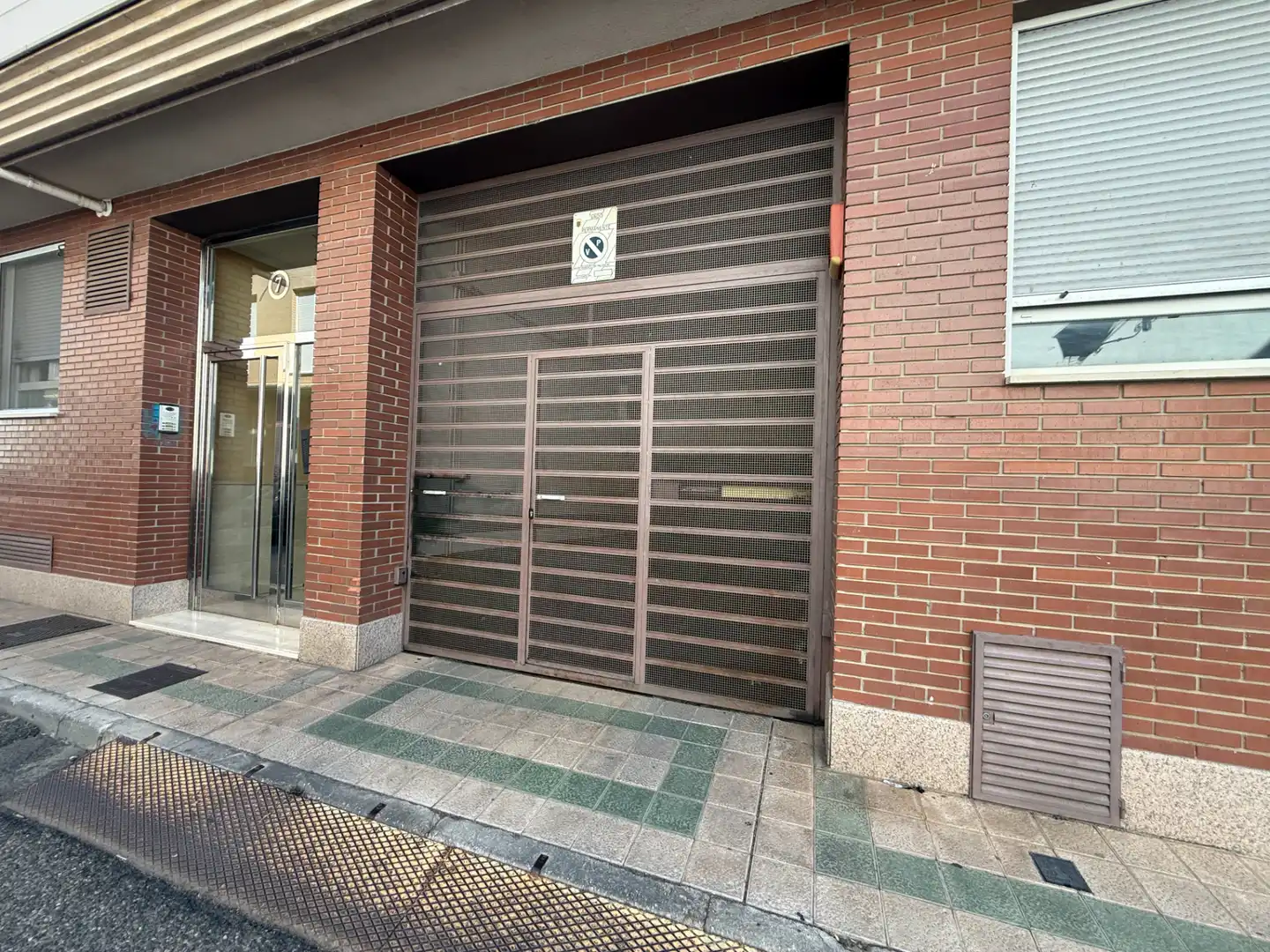 Parking de Piso en venta en Palencia con Calefacción, Parquet y Trastero