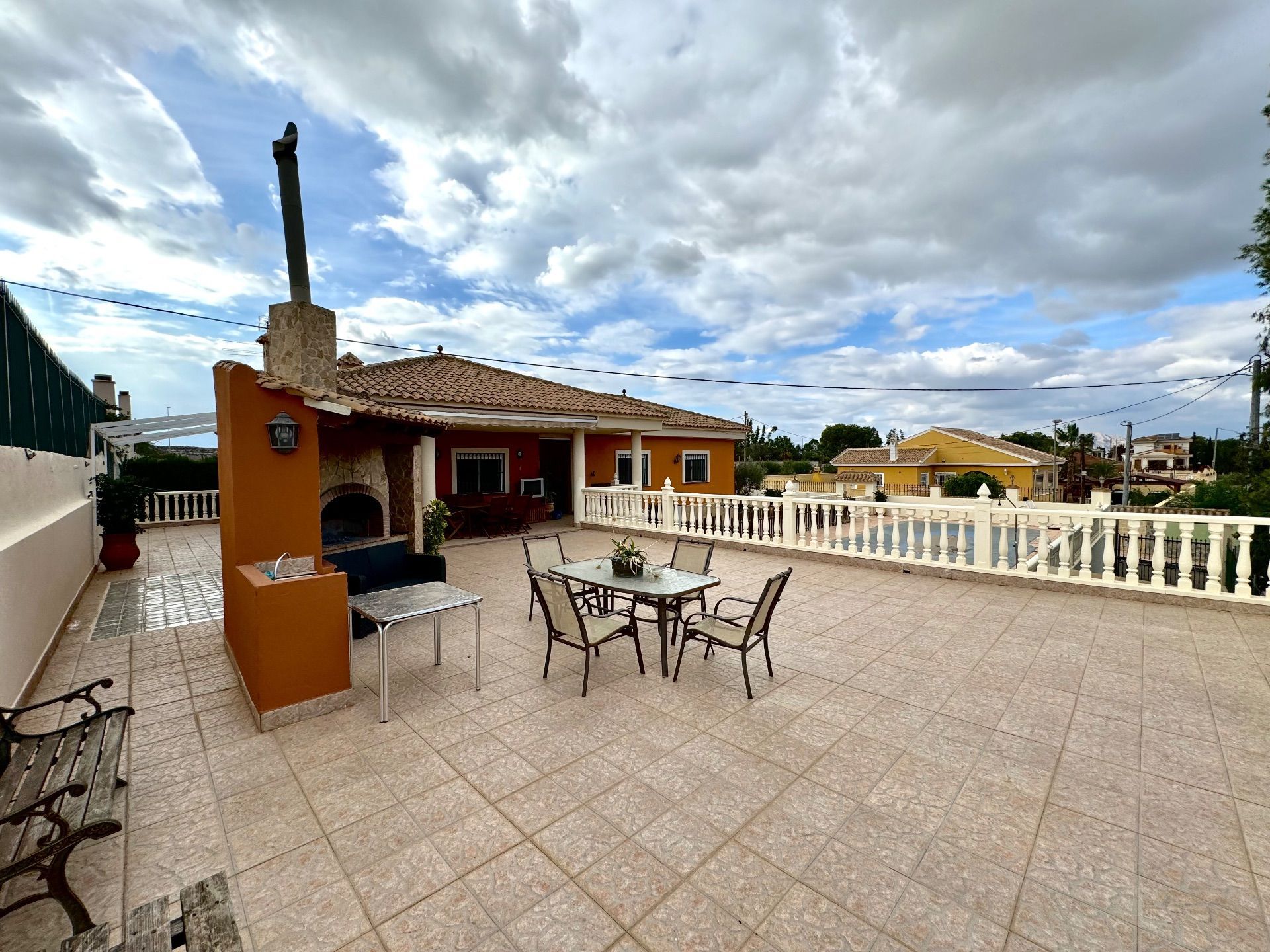 Terrace of House or chalet to rent in Jacarilla  with Private garden, Terrace and Storage room