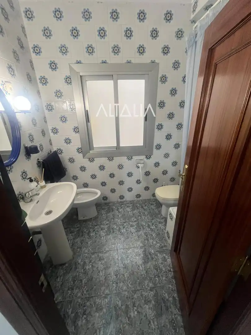 Baño de Piso en venta en Carboneras de Guadazaón con Terraza y Trastero