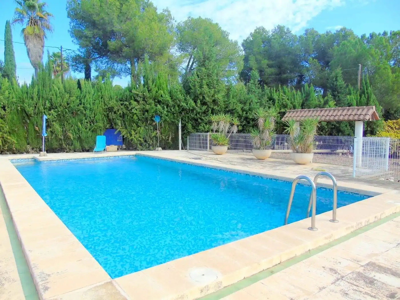 Swimming pool of Houses for sale in La Llosa de Ranes  with Air Conditioner, Heating and Private garden