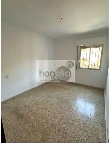 Flat for rent in Villegas