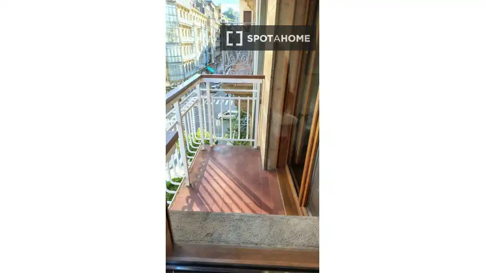 Terrassa de Apartament per a compartir en Donostia - San Sebastián  amb Aire condicionat, Terrassa i Moblat