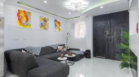 Foto 2 de Casa adosada en venda a Alginet, Valencia