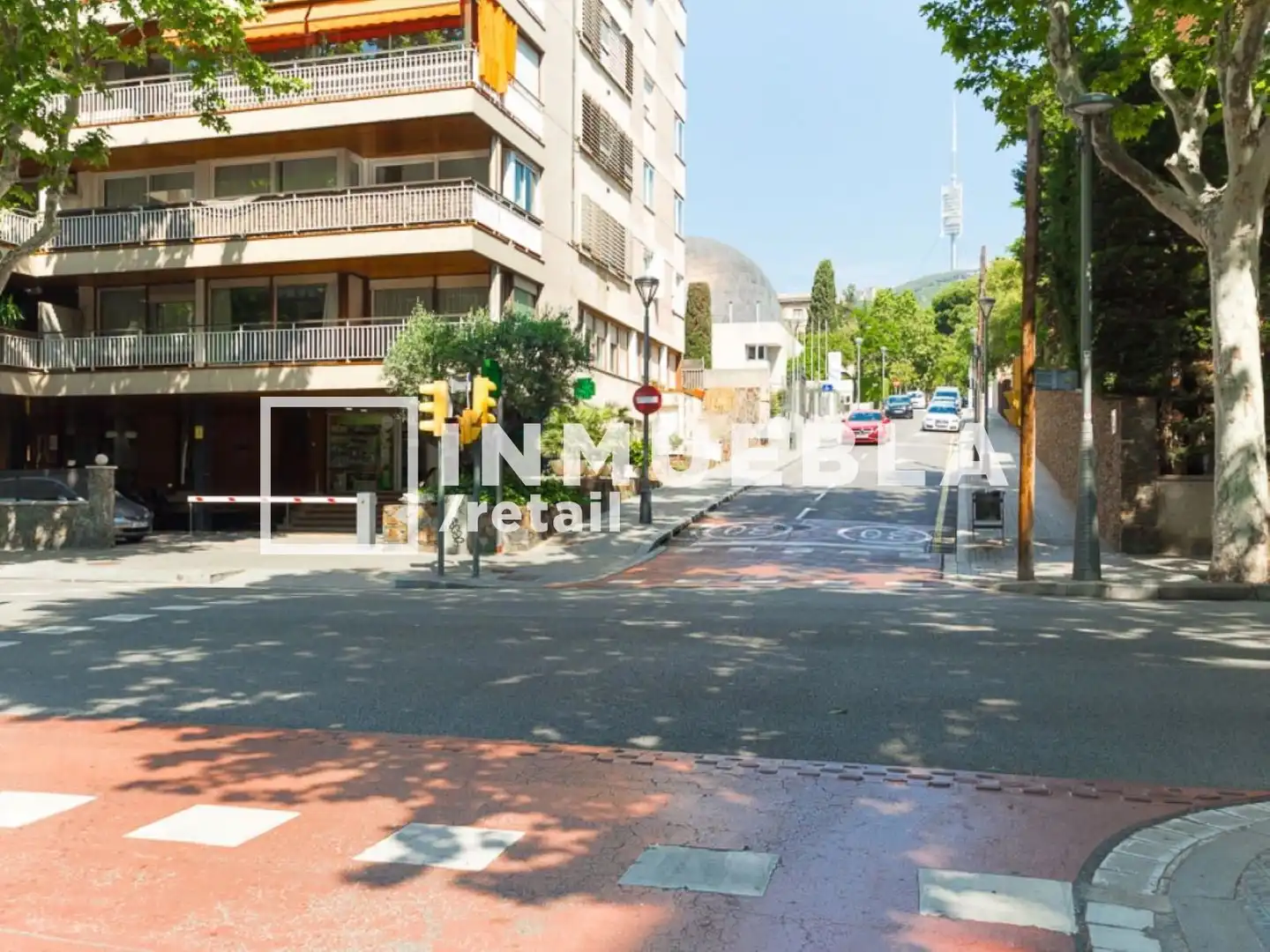Vista exterior de Local de lloguer en Barcelona amb Aire condicionat