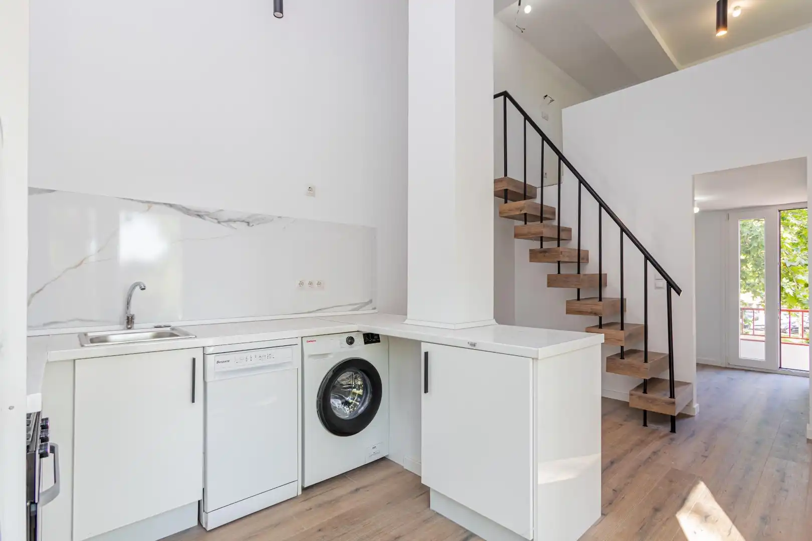 Kitchen of Lofts for rent in Tres Cantos  with Air Conditioner, Heating and Terrace