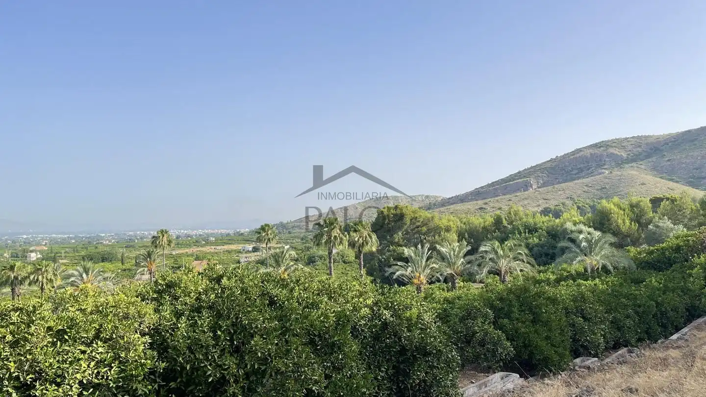 Finca rústica en venta en Carcaixent con Jardín privado, Terraza y Trastero