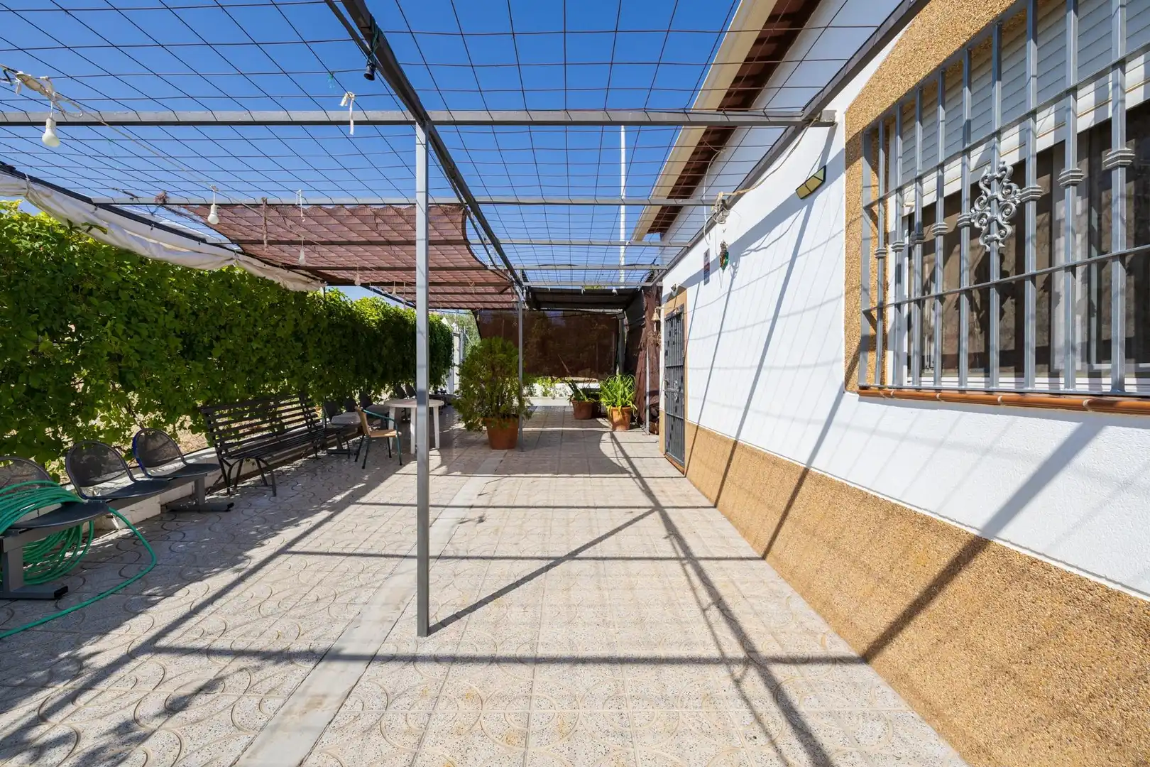 Terraza de Casa o chalet en venta en Darro con Aire acondicionado, Calefacción y Jardín privado