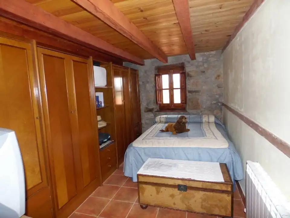 Houses for sale in Junta de Traslaloma